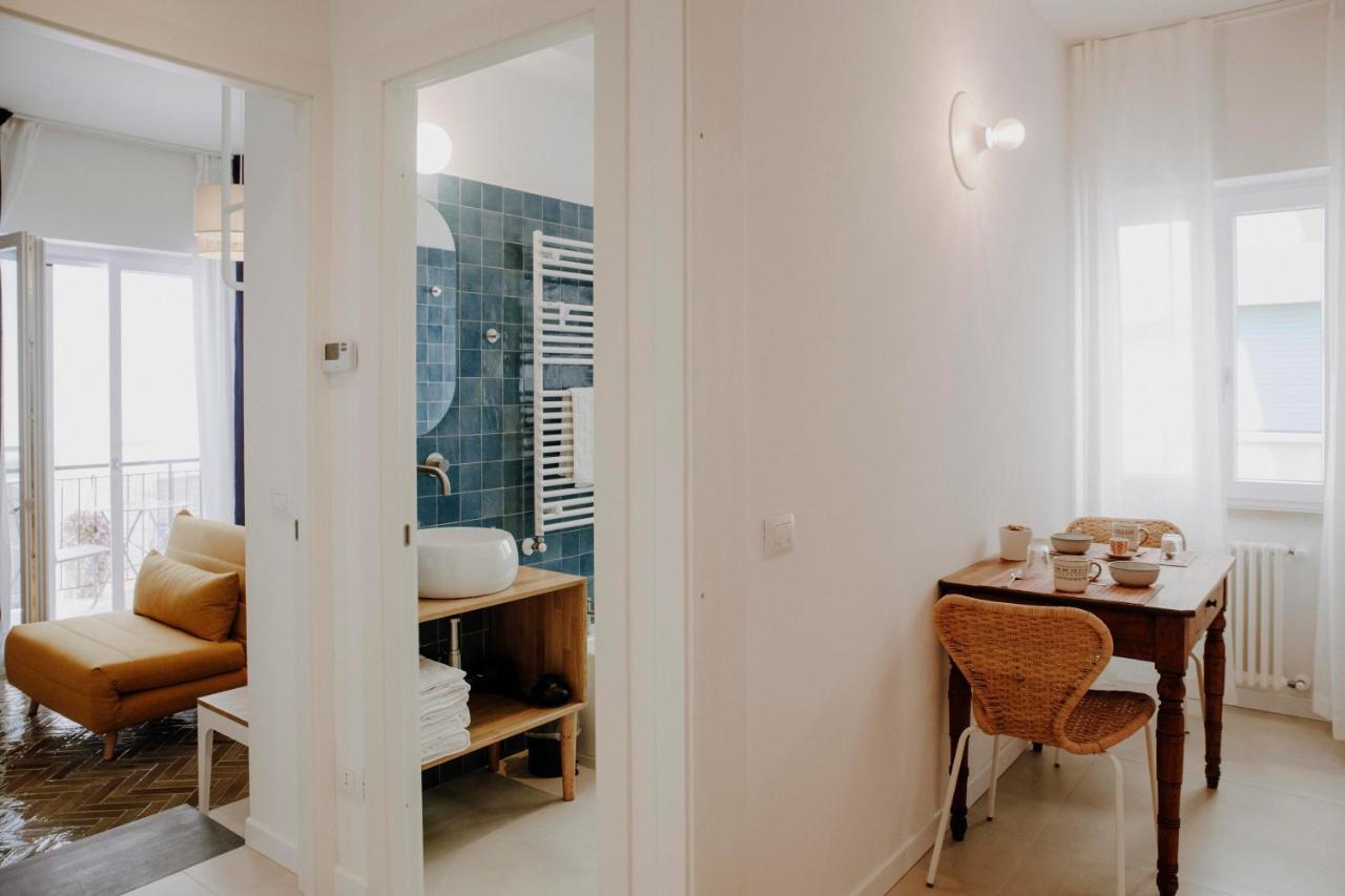 Petrarca17 Guest House A Due Passi Dal Mare Terracina Eksteriør billede
