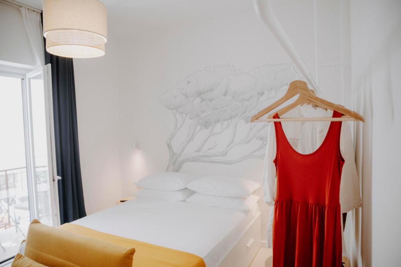 Petrarca17 Guest House A Due Passi Dal Mare Terracina Eksteriør billede